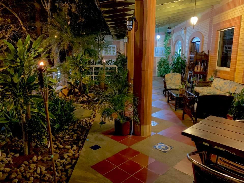 Buenavista Inn Maiquetía Екстериор снимка